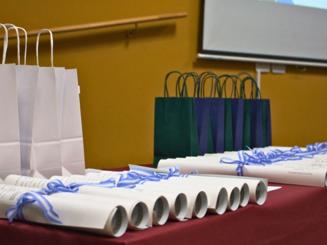 Nuevo acto de colacin de grados de las facultades locales